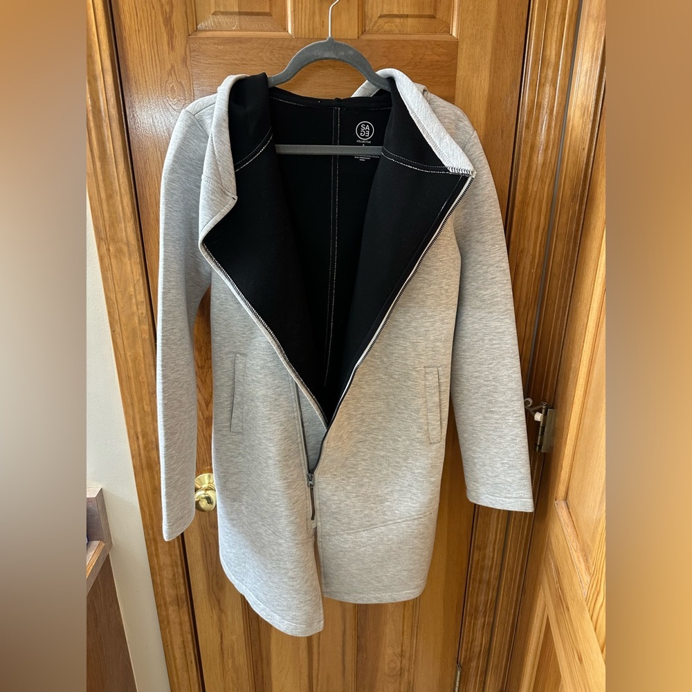 Stylish Gray Women's Jacket